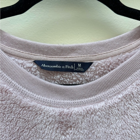 Abercrombie fuzzy crewneck sweater - Picture 3 of 4